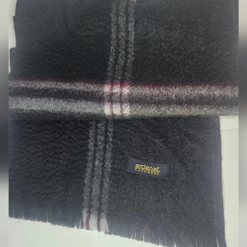 Erdenet Men’s 100% Cashmere Scarf Gray Plaid Soft Warm 64